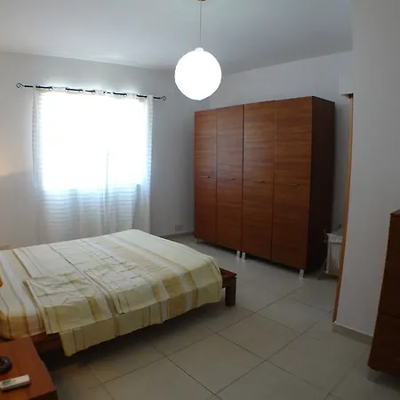 Eri E040 Hotel San Julián